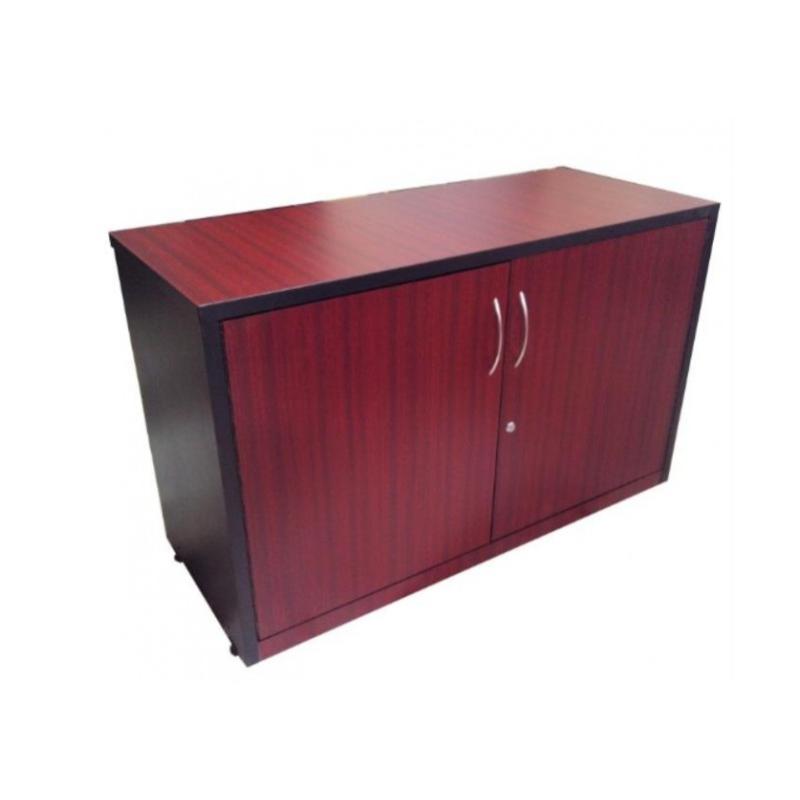 Credenza con puertas - Vino